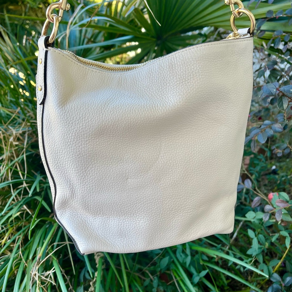 Coach White Abby Duffle Pebbled Leather Shoulder Bag - Picture 7 of 9